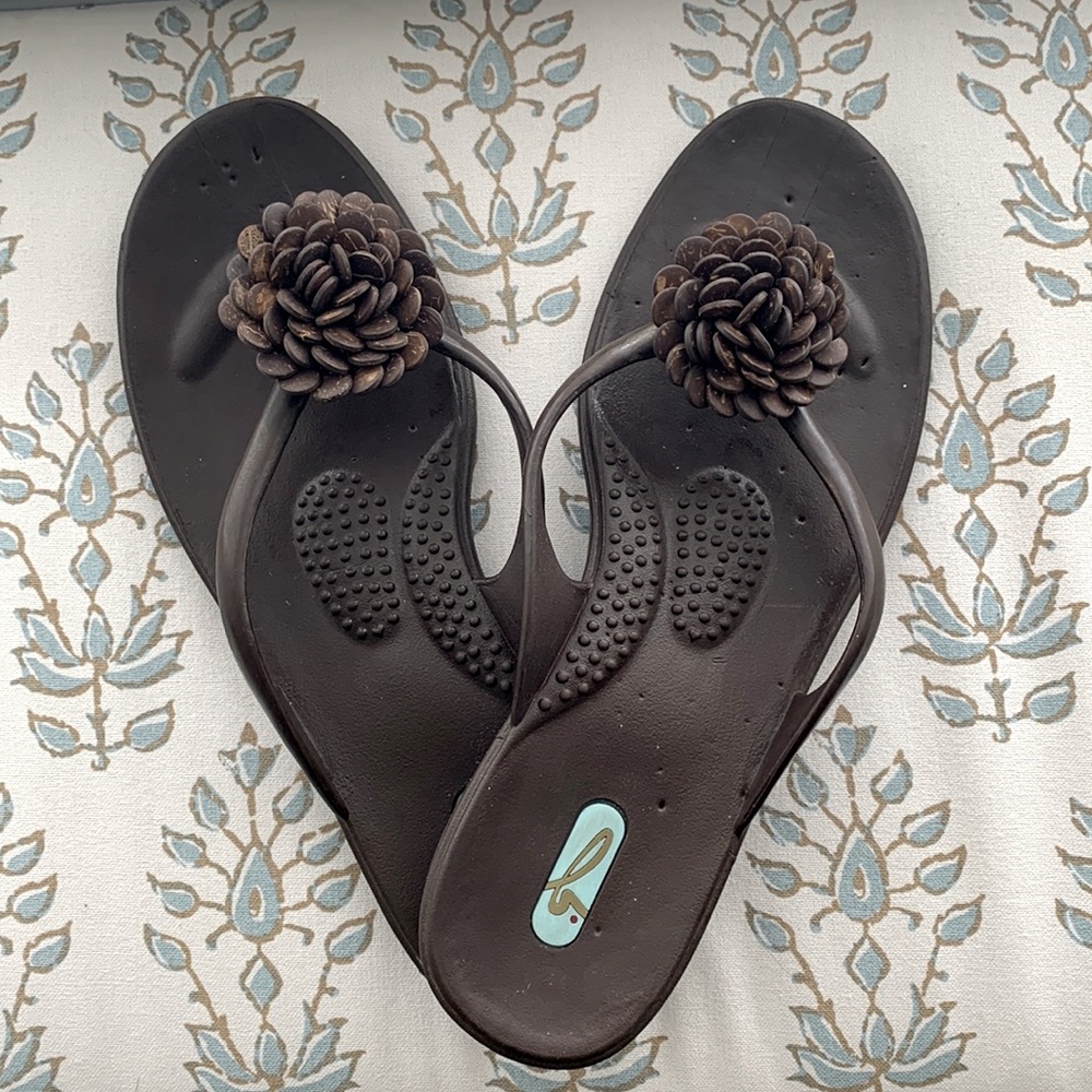 Oka b sandals